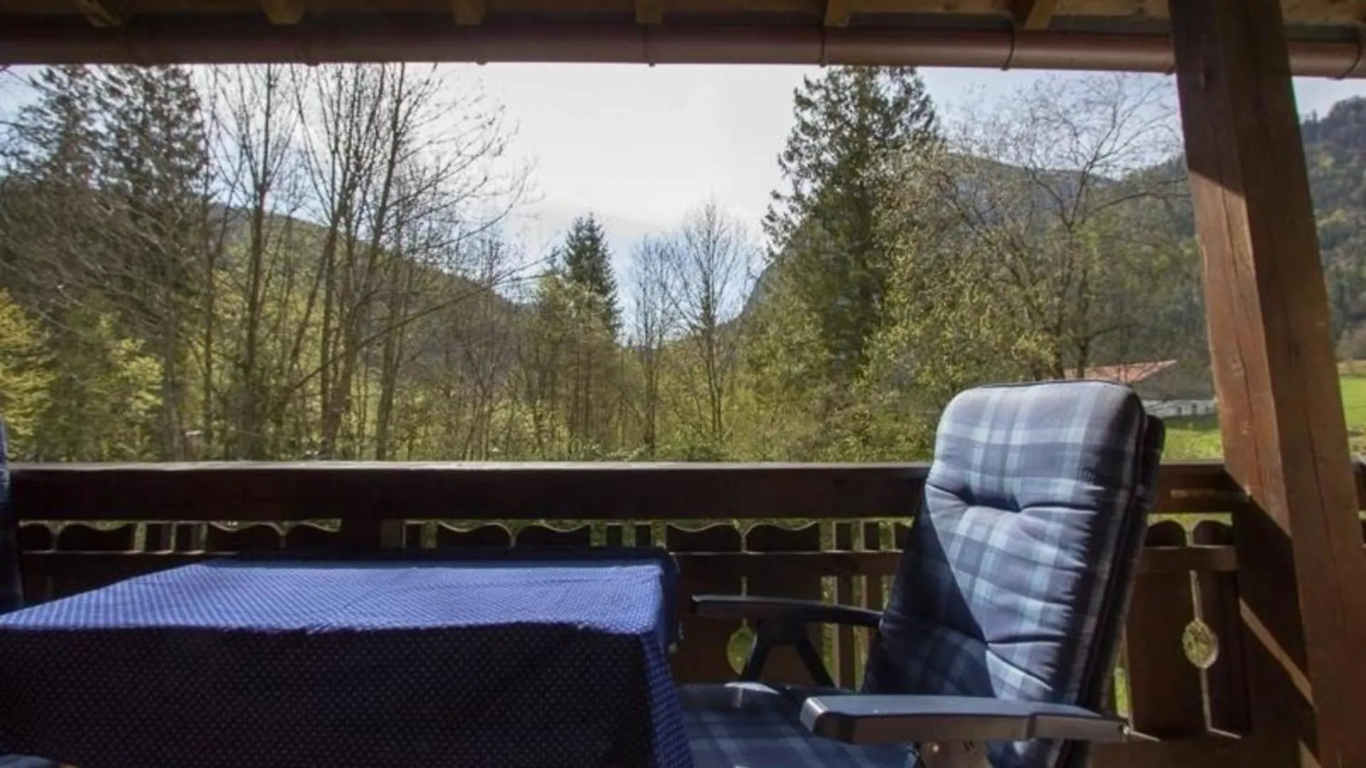 Ferienwohnung In Weissbach A D Alpenstrasse Schneizlreuth